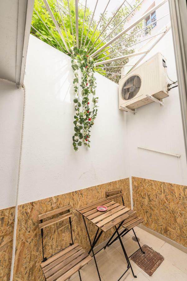 Apartamento Just Under Acropolis Atenas Exterior foto