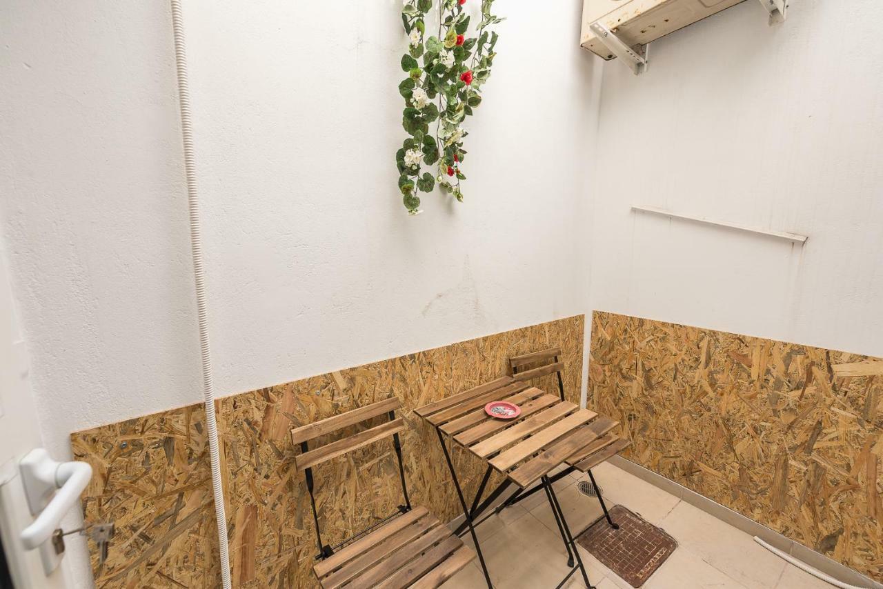 Apartamento Just Under Acropolis Atenas Exterior foto